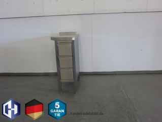 Edelstahl Schrank mit einer Plattenschräge und 3 Schubladen 500 x 700 x 850 mm